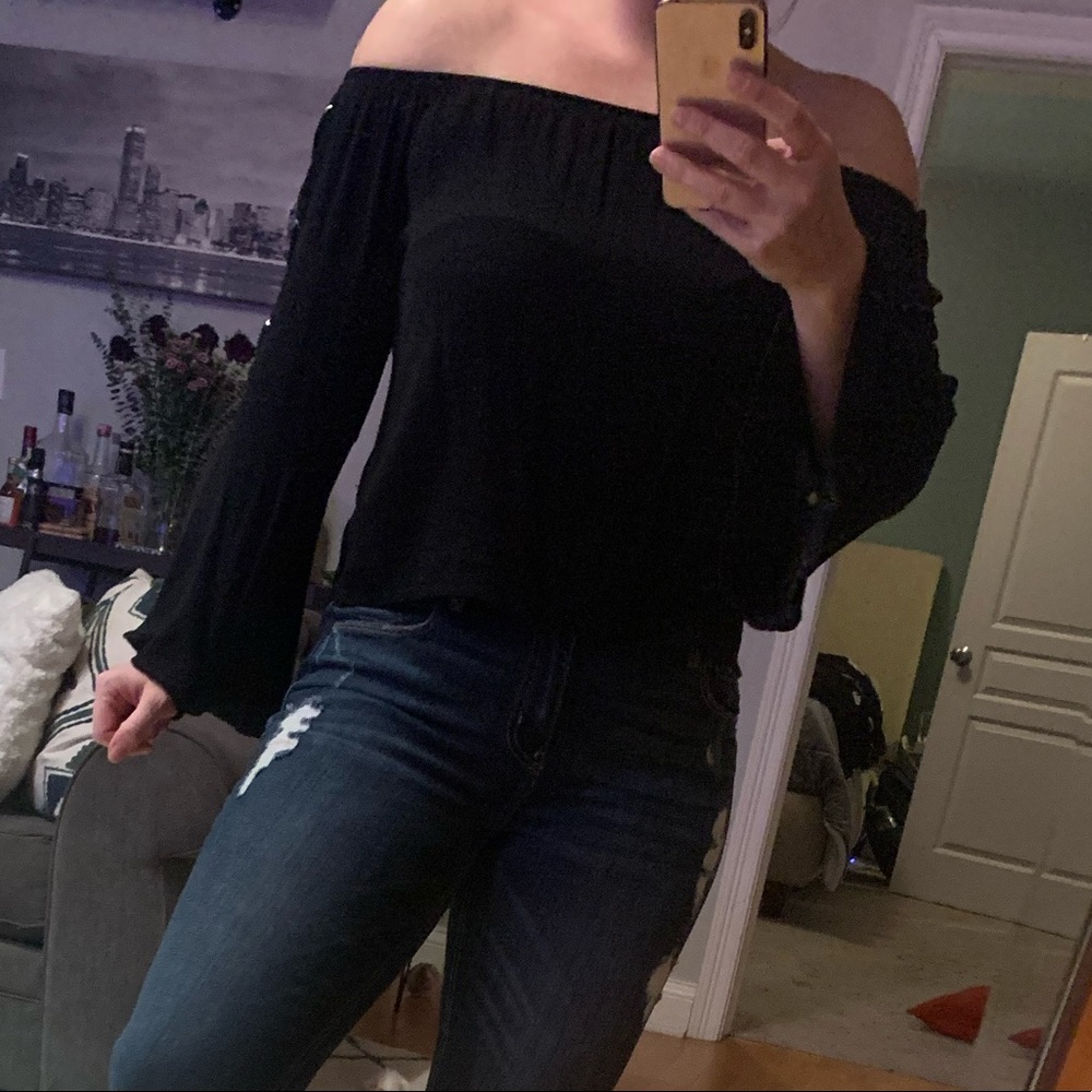 Off shoulder black crop blouse